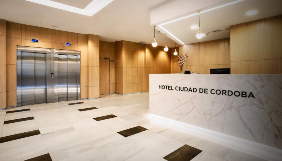 Hotel Exe Ciudad De Cordova Esterno foto