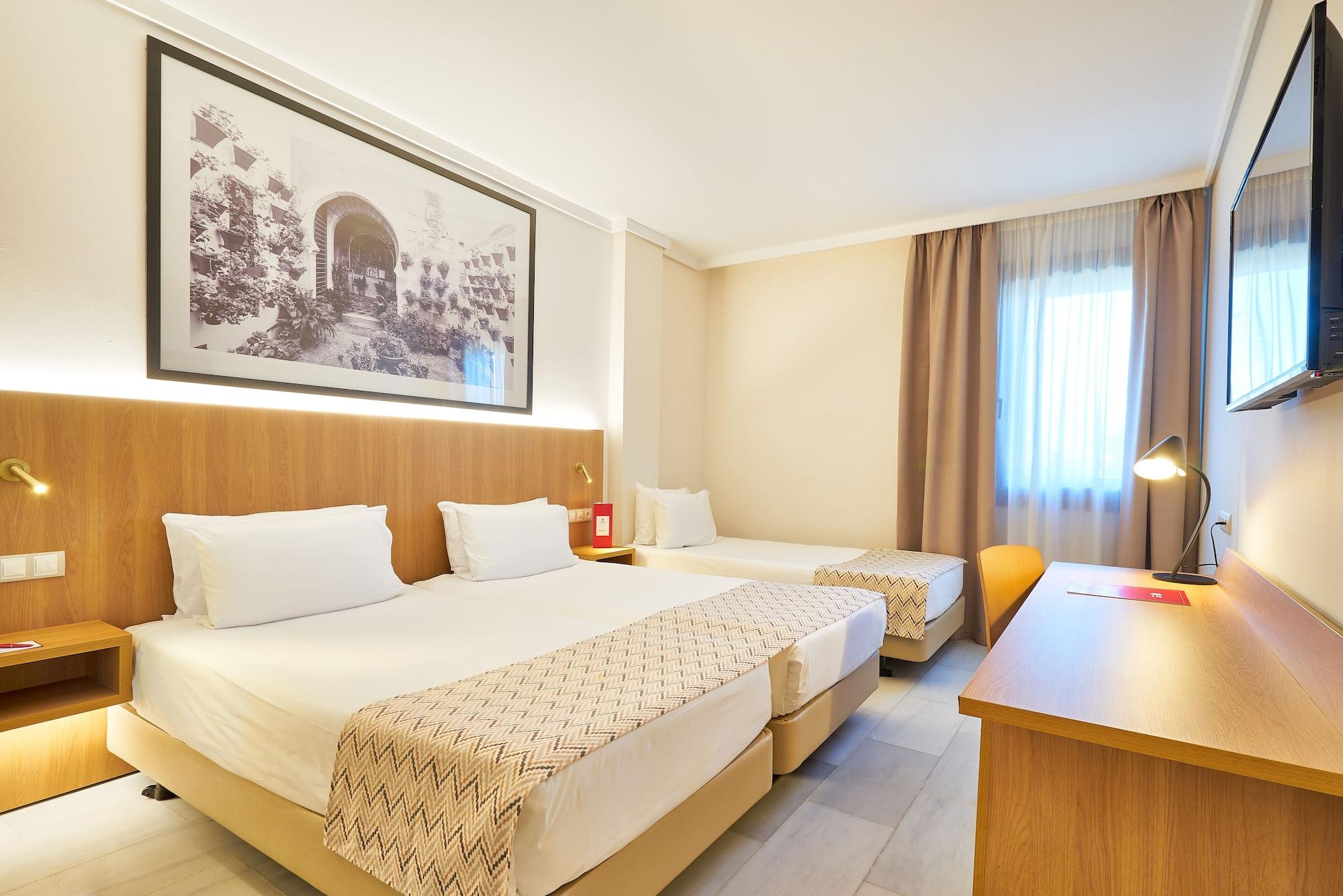 Hotel Exe Ciudad De Cordova Esterno foto