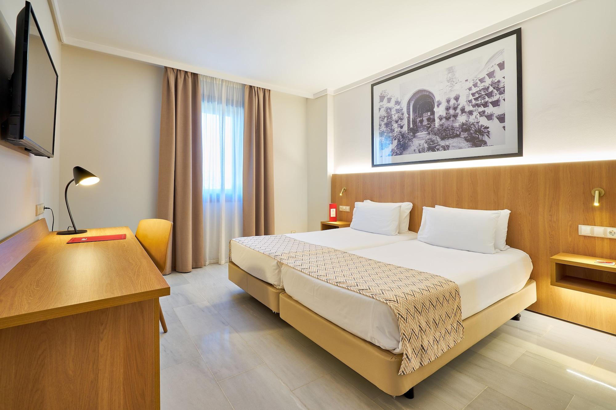 Hotel Exe Ciudad De Cordova Esterno foto