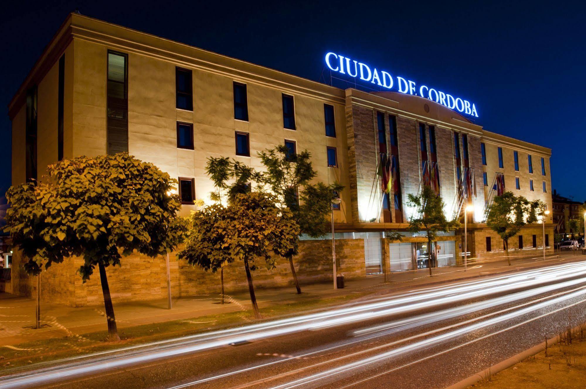 Hotel Exe Ciudad De Cordova Esterno foto